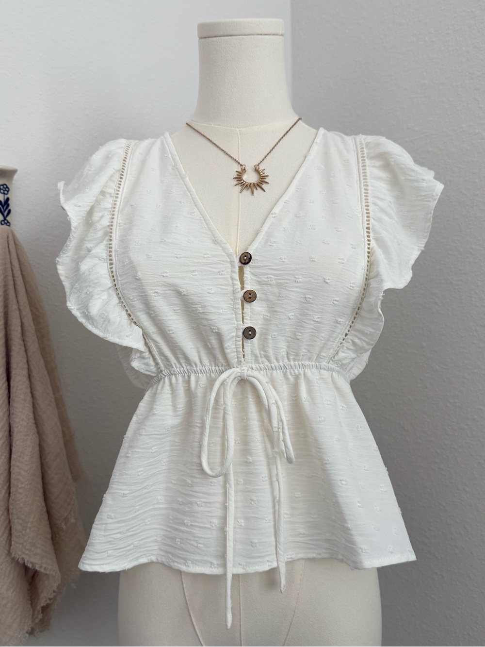 Gilli White Flutter Sleeve Peplum Top Size S